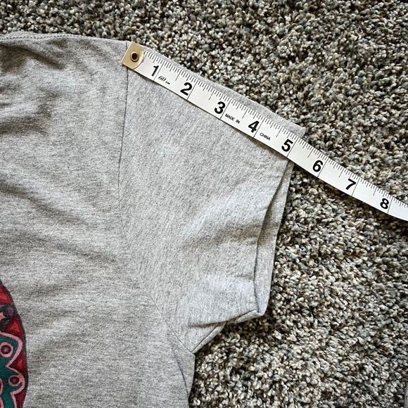 Women's Daisy Eyes Skull Art T-shirt; size M; new without tags - Picture 5 of 8